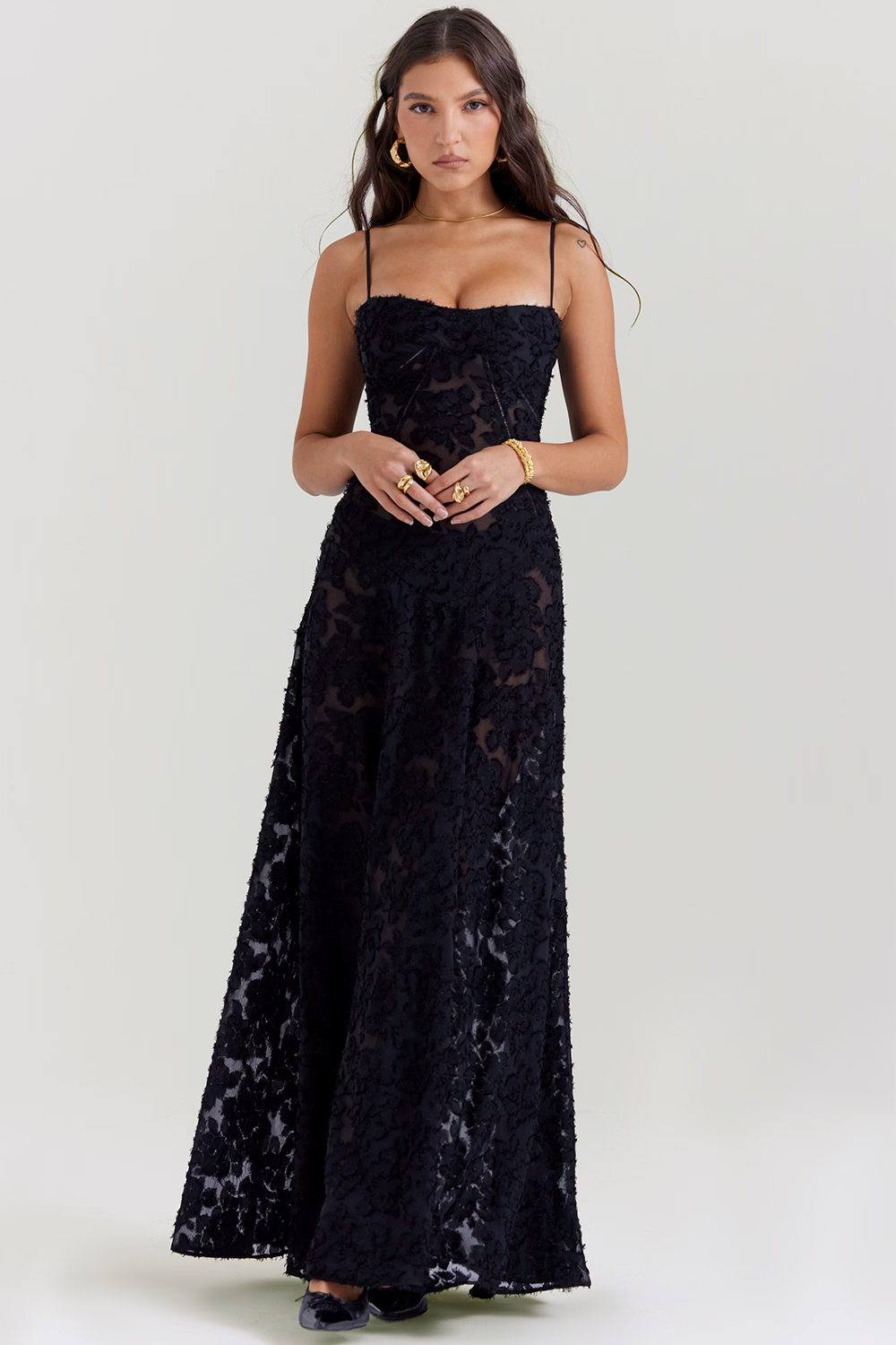 Robe longue vintage à dos en dentelle florale noir