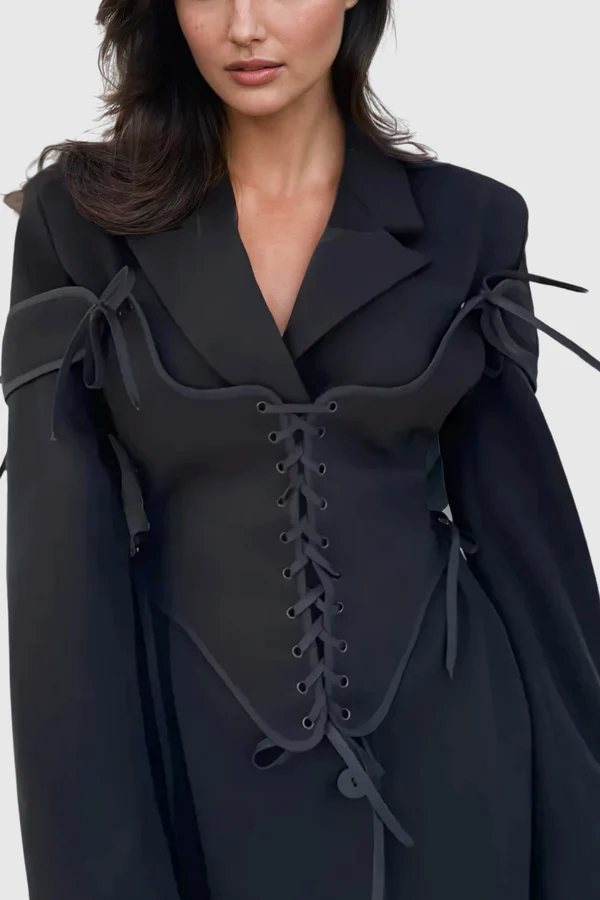 Robe blazer avec corset à lacets