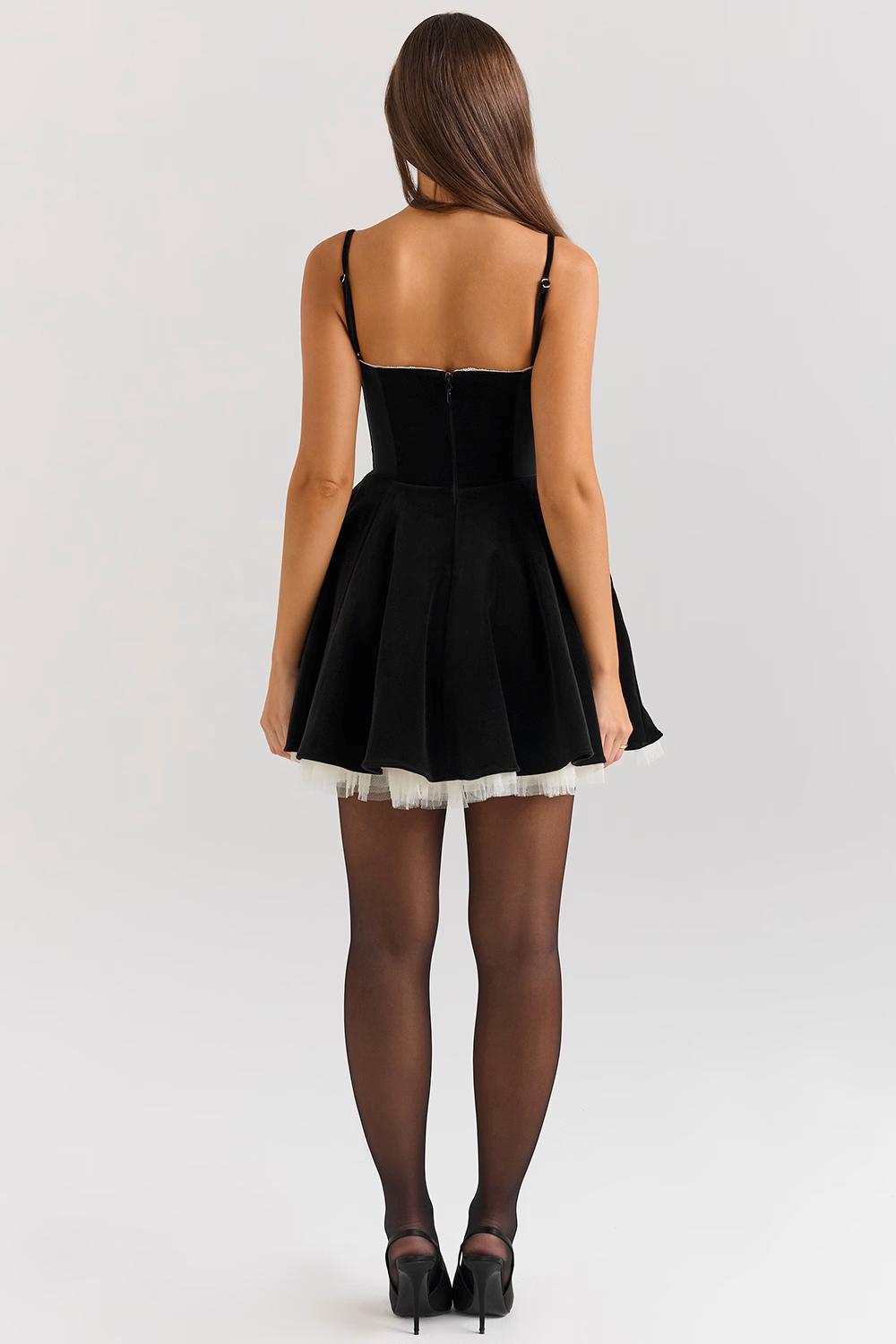 Mini-robe en tulle et velours noir